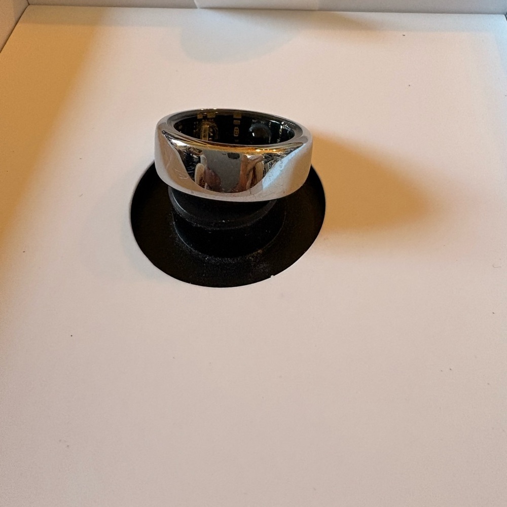 Oura ring gen 3 silver size 7